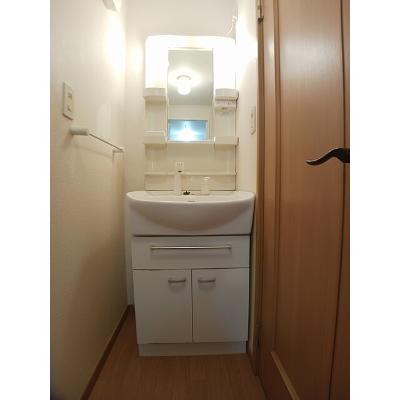 スタイリッシュ 103【管理NO：1-013440201-01030】 ★家具家電は申し込み後に搬入します★の物件写真6