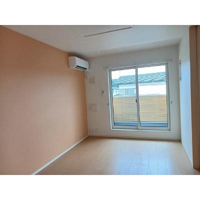 ＶＩＬＬＡ　ＥＳＰＯＩＲ　Ａ 202【管理NO：1-020481501-02020】 ★家具家電は申し込み後に搬入します★ ★2026年10月中旬入居可能★の物件写真2