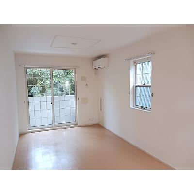 エレガント・フィオーレⅠ 101【管理NO：1-017888601-01010】 ★家具家電は申し込み後に搬入します★ ★2026年10月上旬入居可能★の物件写真2