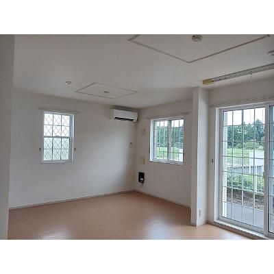 サンライズ・Ｆ　Ａ 101【管理NO：1-017764701-01010】 ★家具家電は申し込み後に搬入します★の物件写真2