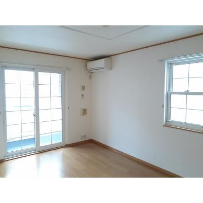 フルジーナＢ 101【管理NO：1-012104702-01010】 ★家具家電は申し込み後に搬入します★ ★2026年11月中旬入居可能★の物件写真2