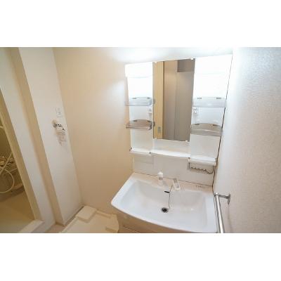 グランツＢ 102【管理NO：1-019367802-01020】 ★家具家電は申し込み後に搬入します★ ★2026年09月下旬入居可能★の物件写真6