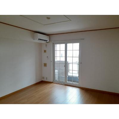 ラフィーネＢ 102【管理NO：1-013149902-01020】 ★家具家電は申し込み後に搬入します★ ★2026年10月中旬入居可能★の物件写真2