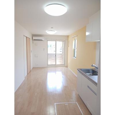 クレセントＦ 101【管理NO：1-022361302-01010】 ★家具家電は申し込み後に搬入します★ ★2026年10月下旬入居可能★の物件写真2