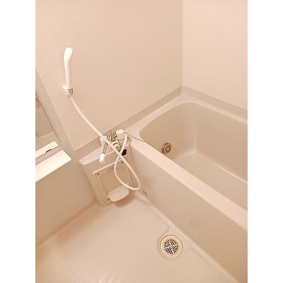 ホワイトガーデンⅡ 203【管理NO：1-014244902-02030】 ★家具家電は申し込み後に搬入します★ ★2026年10月中旬入居可能★の物件写真4