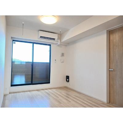 イーストタウン 205【管理NO：1-027721701-02040】 ★家具家電は申し込み後に搬入します★ ★2026年11月中旬入居可能★の物件写真2