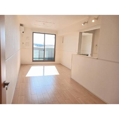 サンリトＡ 305【管理NO：1-023569601-03040】 ★家具家電は申し込み後に搬入します★ ★2026年11月上旬入居可能★の物件写真2
