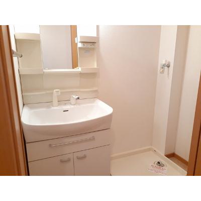 ブルーベリーヒル 101【管理NO：1-014327901-01010】 ★家具家電は申し込み後に搬入します★の物件写真6