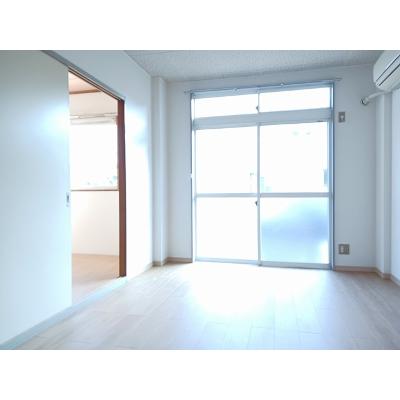 フランボワーズＡ 102【管理NO：1-002889401-01020】 ★家具家電は申し込み後に搬入します★ ★2026年11月上旬入居可能★の物件写真2