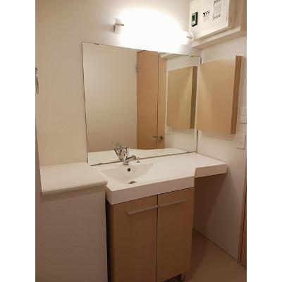 マニフィーク　Ⅰ 102【管理NO：1-020415101-01020】 ★家具家電は申し込み後に搬入します★ ★2026年11月上旬入居可能★の物件写真6