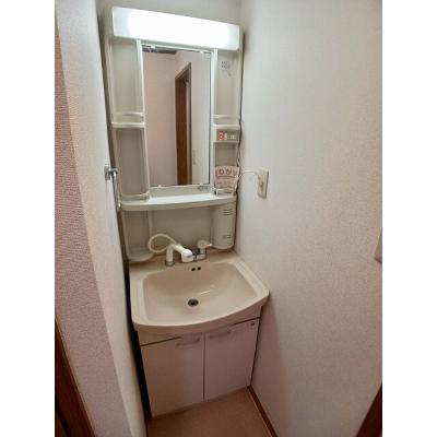 プリムローズ 202【管理NO：1-009323701-02020】 ★家具家電は申し込み後に搬入します★ ★2026年10月下旬入居可能★の物件写真6