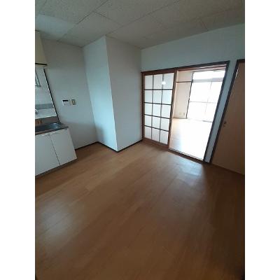 田胡ハイツ　Ｂ 201【管理NO：1-000586102-02010】 ★家具家電は申し込み後に搬入します★ ★2026年10月中旬入居可能★の物件写真2