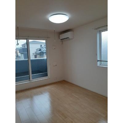ファンタジー　ランド 203【管理NO：1-022753401-02030】 ★家具家電は申し込み後に搬入します★ ★2026年10月下旬入居可能★の物件写真2