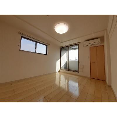 エアフォルク 301【管理NO：1-020950901-03010】 ★家具家電は申し込み後に搬入します★ ★2026年10月下旬入居可能★の物件写真2