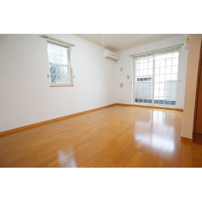ラブリーハウス 102【管理NO：1-013679901-01020】 ★家具家電は申し込み後に搬入します★ ★2026年11月下旬入居可能★の物件写真2