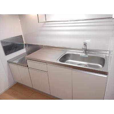 シャン・ド・フルール　Ⅰ 101【管理NO：1-018046001-01010】 ★家具家電は申し込み後に搬入します★の物件写真3