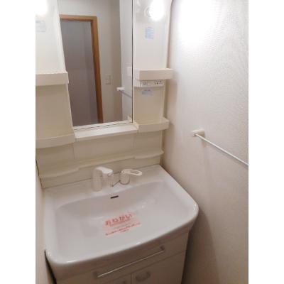 フレスクーラ 203【管理NO：1-015031601-02030】 ★家具家電は申し込み後に搬入します★ ★2026年10月中旬入居可能★の物件写真6