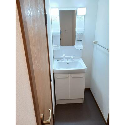 マリンガ 203【管理NO：1-010440701-02030】 ★家具家電は申し込み後に搬入します★ ★2026年10月下旬入居可能★の物件写真6