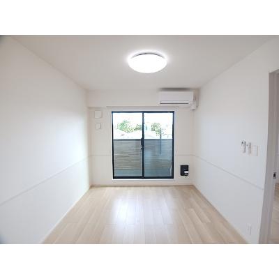 ベルアージュ 303【管理NO：1-028388601-03030】 ★家具家電は申し込み後に搬入します★ ★2026年10月上旬入居可能★の物件写真2