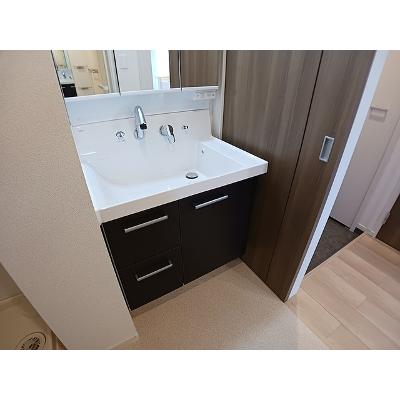 ベルアージュ 301【管理NO：1-028388601-03010】 ★家具家電は申し込み後に搬入します★ ★2026年10月上旬入居可能★の物件写真6