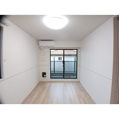 ベルアージュ 201【管理NO：1-028388601-02010】 ★家具家電は申し込み後に搬入します★ ★2026年10月上旬入居可能★の物件写真2
