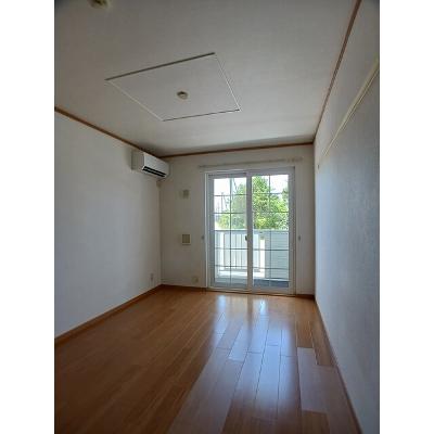 タイ夢ハウスⅠ 102【管理NO：1-014028301-01020】 ★家具家電は申し込み後に搬入します★ ★2026年10月下旬入居可能★の物件写真2