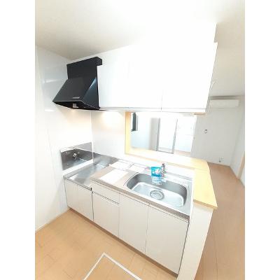 プリートⅠ 103【管理NO：1-018323301-01030】 ★家具家電は申し込み後に搬入します★ ★2026年11月上旬入居可能★の物件写真3