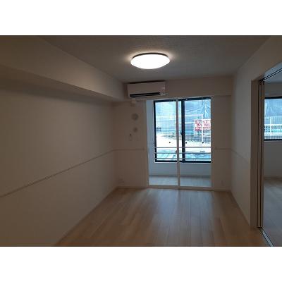 サンリット　マーク 102【管理NO：1-027343501-01020】 ★家具家電は申し込み後に搬入します★ ★2026年11月下旬入居可能★の物件写真2