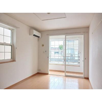 インフィニティーＡ 103【管理NO：1-015457601-01030】 ★家具家電は申し込み後に搬入します★ ★2026年10月下旬入居可能★の物件写真2