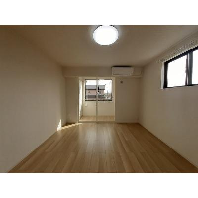 ラ・ルミエール 205【管理NO：1-026730401-02050】 ★家具家電は申し込み後に搬入します★ ★2026年10月下旬入居可能★の物件写真2