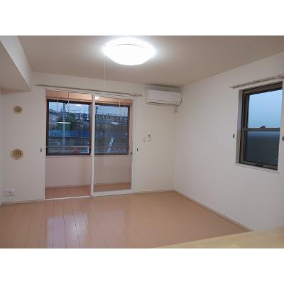 サンフォレスタ 104【管理NO：1-017267101-01040】 ★家具家電は申し込み後に搬入します★ ★2026年10月中旬入居可能★の物件写真2