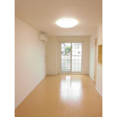 カーサ・プラシード 103【管理NO：1-017281201-01030】 ★家具家電は申し込み後に搬入します★ ★2026年11月上旬入居可能★の物件写真2