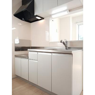 グローヴⅨ 203【管理NO：1-023212901-02030】 ★家具家電は申し込み後に搬入します★ ★2026年10月下旬入居可能★の物件写真3