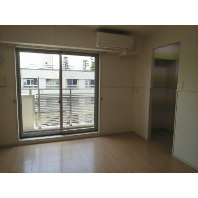 サンロード　Ｉｓｈｉｉ 402【管理NO：1-015235501-04020】 ★家具家電は申し込み後に搬入します★ ★2026年10月下旬入居可能★の物件写真2