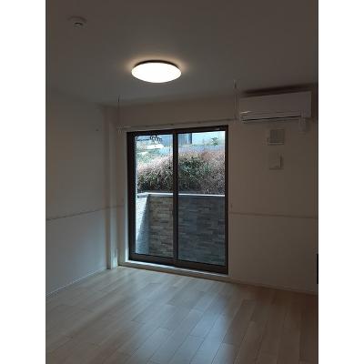 アイビー　ヴィラ　南葉山 102【管理NO：1-026055901-01020】 ★家具家電は申し込み後に搬入します★の物件写真2