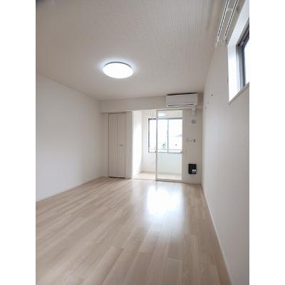 ウィステリア　リズム 105【管理NO：1-027525801-01040】 ★家具家電は申し込み後に搬入します★ ★2026年10月下旬入居可能★の物件写真2