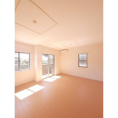 ソレイユ　Ⅱ 102【管理NO：1-017589802-01020】 ★家具家電は申し込み後に搬入します★ ★2026年11月中旬入居可能★の物件写真2