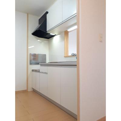 しなの　Ｄ 203【管理NO：1-015762001-02030】 ★家具家電は申し込み後に搬入します★ ★2026年10月下旬入居可能★の物件写真3