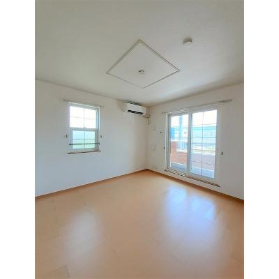 ソル・レヴァンテ　Ⅲ 205【管理NO：1-014598403-02040】 ★家具家電は申し込み後に搬入します★ ★2026年11月下旬入居可能★の物件写真2