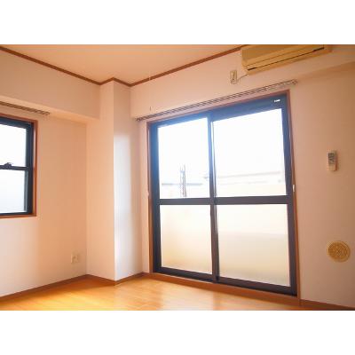 プラシード幸 205【管理NO：1-011463001-02040】 ★家具家電は申し込み後に搬入します★ ★2026年10月下旬入居可能★の物件写真2