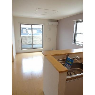 サウザンドサニー 202【管理NO：1-019086501-02020】 ★家具家電は申し込み後に搬入します★ ★2026年10月中旬入居可能★の物件写真2