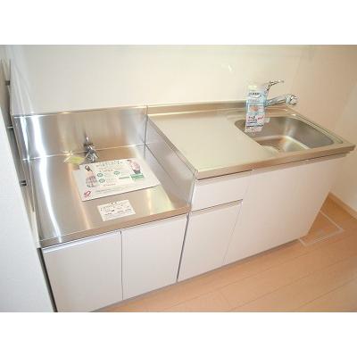 モデッサ 101【管理NO：1-016752701-01010】 ★家具家電は申し込み後に搬入します★ ★2026年10月中旬入居可能★の物件写真3