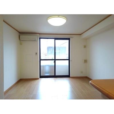 メゾンパレェ 102【管理NO：1-012750301-01020】 ★家具家電は申し込み後に搬入します★ ★2026年10月下旬入居可能★の物件写真2