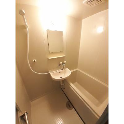サンハイツ 201【管理NO：1-000429001-02010】 ★家具家電は申し込み後に搬入します★ ★2026年11月中旬入居可能★の物件写真4