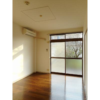 ファミール桂 203【管理NO：1-004690501-02030】 ★家具家電は申し込み後に搬入します★ ★2026年11月上旬入居可能★の物件写真2