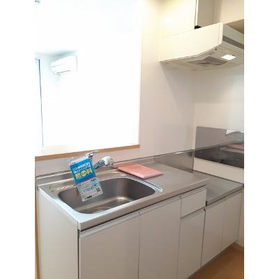 ソル　レヴェンテ 102【管理NO：1-015743101-01020】 ★家具家電は申し込み後に搬入します★の物件写真3