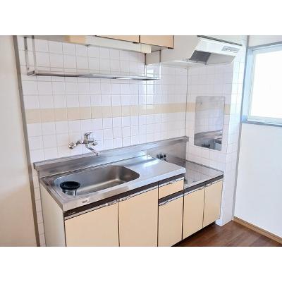 メゾングレイス 102【管理NO：1-004295901-01020】 ★家具家電は申し込み後に搬入します★ ★2026年10月下旬入居可能★の物件写真3