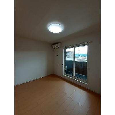 Ｈａｒｕｋａｓ　Ⅱ 203【管理NO：1-020126102-02030】 ★家具家電は申し込み後に搬入します★ ★2026年10月下旬入居可能★の物件写真2