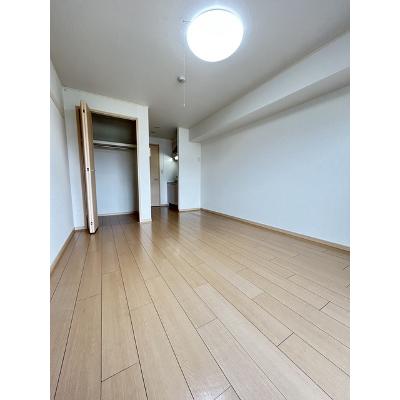 エアリーイースト 207【管理NO：1-015193501-02060】 ★家具家電は申し込み後に搬入します★の物件写真2
