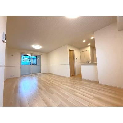 ラ　フロレゾン 101【管理NO：1-027360301-01010】 ★家具家電は申し込み後に搬入します★の物件写真2